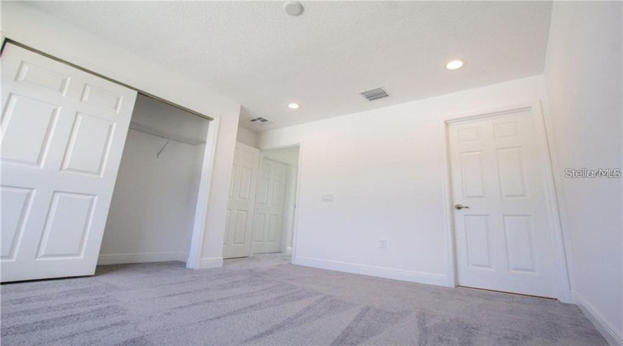 Davenport, Florida 33896, 3 Bedroom Bedrooms, ,3 Bathroombathrooms,Residential,For Sale,Lake Shore,0,Mfrtb8545913