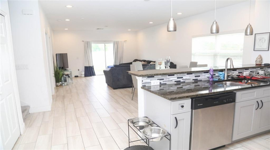 Davenport, Florida 33896, 3 Bedroom Bedrooms, ,3 Bathroombathrooms,Residential,For Sale,Lake Shore,0,Mfrtb8545913