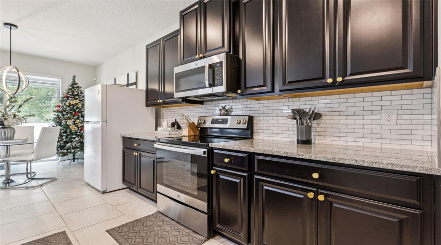 Davenport, Florida 33837, 3 Bedroom Bedrooms, ,2 Bathroombathrooms,Residential,For Sale,Whirlaway Dr,0,Mfro6439402