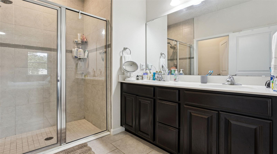 Davenport, Florida 33837, 3 Bedroom Bedrooms, ,2 Bathroombathrooms,Residential,For Sale,Whirlaway Dr,0,Mfro6439402