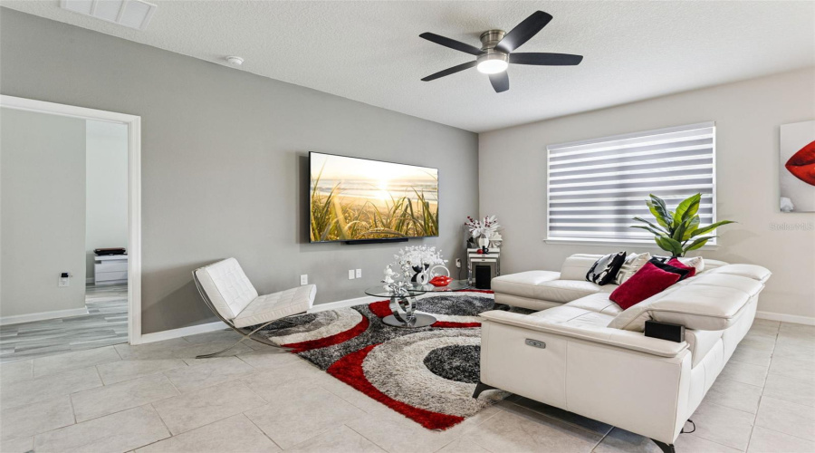 Davenport, Florida 33837, 3 Bedroom Bedrooms, ,2 Bathroombathrooms,Residential,For Sale,Whirlaway Dr,0,Mfro6439402