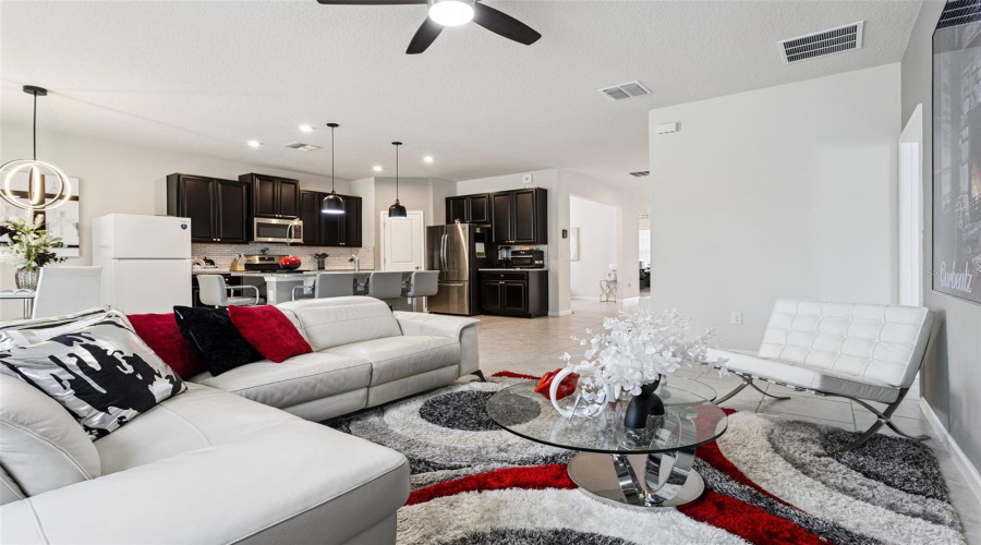 Davenport, Florida 33837, 3 Bedroom Bedrooms, ,2 Bathroombathrooms,Residential,For Sale,Whirlaway Dr,0,Mfro6439402