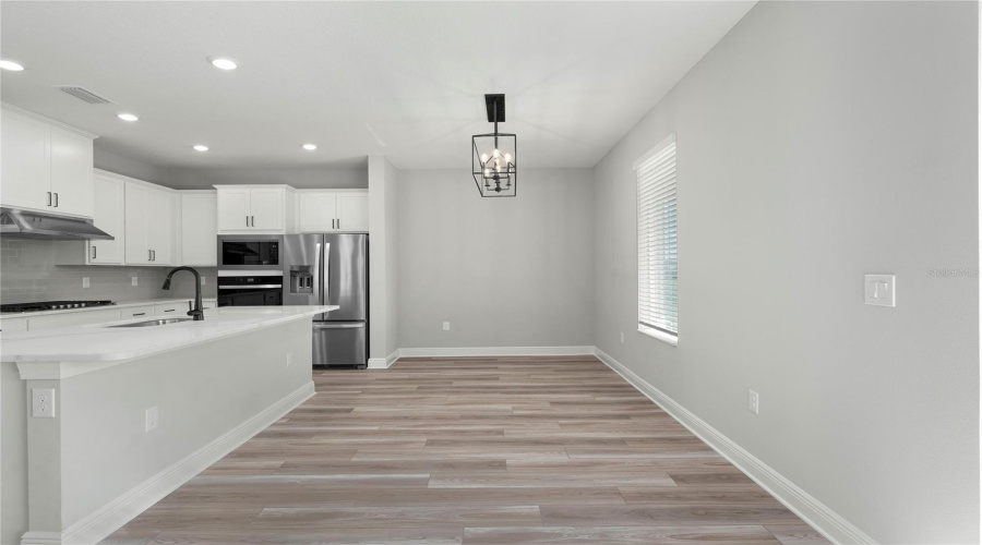 Kissimmee, Florida 34747, 6 Bedroom Bedrooms, ,4 Bathroombathrooms,Residential,For Sale,Somersworth,0,Mfrtb8545944