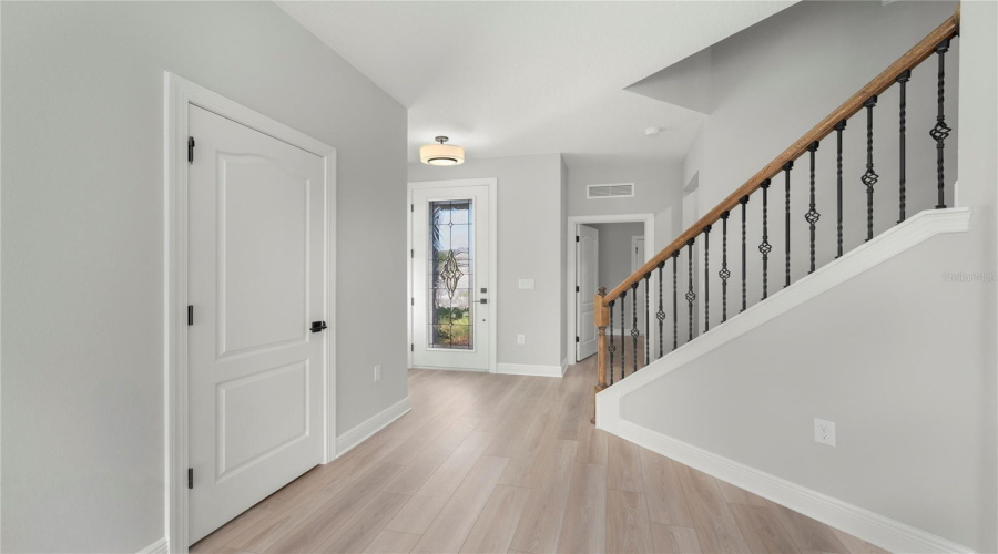 Kissimmee, Florida 34747, 6 Bedroom Bedrooms, ,4 Bathroombathrooms,Residential,For Sale,Somersworth,0,Mfrtb8545944