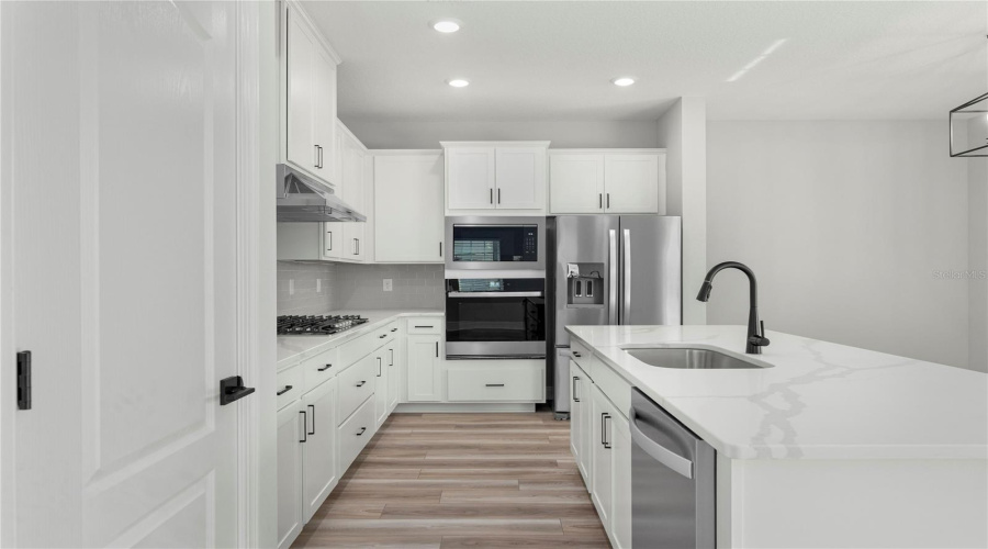 Kissimmee, Florida 34747, 6 Bedroom Bedrooms, ,4 Bathroombathrooms,Residential,For Sale,Somersworth,0,Mfrtb8545944