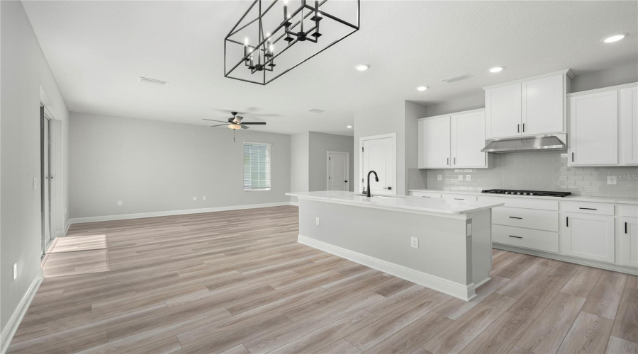 Kissimmee, Florida 34747, 6 Bedroom Bedrooms, ,4 Bathroombathrooms,Residential,For Sale,Somersworth,0,Mfrtb8545944