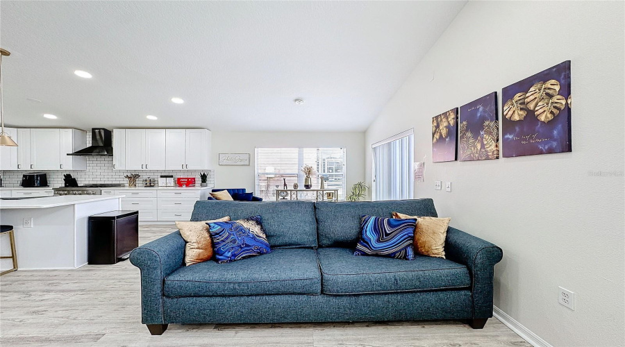 Davenport, Florida 33896, 4 Bedroom Bedrooms, ,2 Bathroombathrooms,Residential,For Sale,Hollinghead Loop,0,Mfro6416303