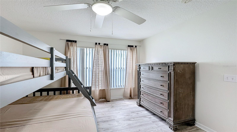 Davenport, Florida 33896, 4 Bedroom Bedrooms, ,2 Bathroombathrooms,Residential,For Sale,Hollinghead Loop,0,Mfro6416303