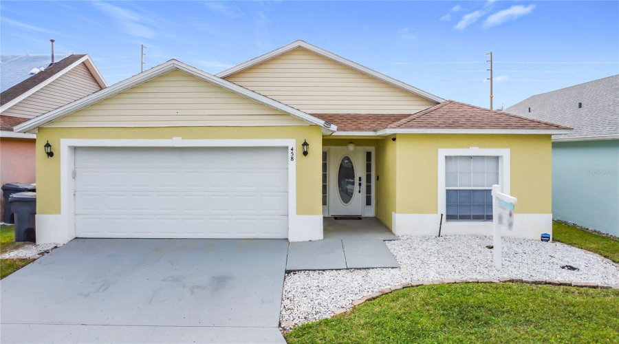 Davenport, Florida 33896, 4 Bedroom Bedrooms, ,2 Bathroombathrooms,Residential,For Sale,Hollinghead Loop,0,Mfro6416303