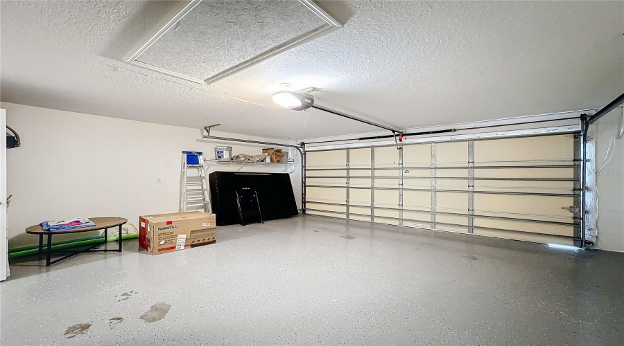 Davenport, Florida 33896, 4 Bedroom Bedrooms, ,2 Bathroombathrooms,Residential,For Sale,Hollinghead Loop,0,Mfro6416303