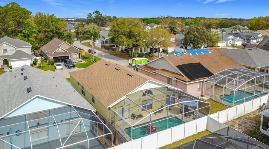 Davenport, Florida 33896, 4 Bedroom Bedrooms, ,2 Bathroombathrooms,Residential,For Sale,Hollinghead Loop,0,Mfro6416303