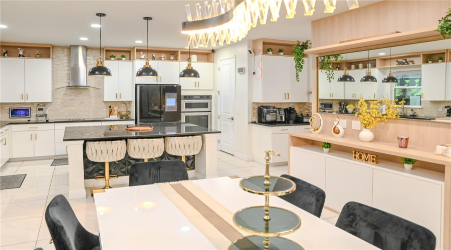 Orlando, Florida 32836, 5 Bedroom Bedrooms, ,4 Bathroombathrooms,Residential,For Sale,Ludington,0,Mfro6438720