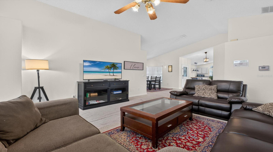 Kissimmee, Florida 34747, 4 Bedroom Bedrooms, ,3 Bathroombathrooms,Residential,For Sale,Spring Creek,0,Mfro6438647