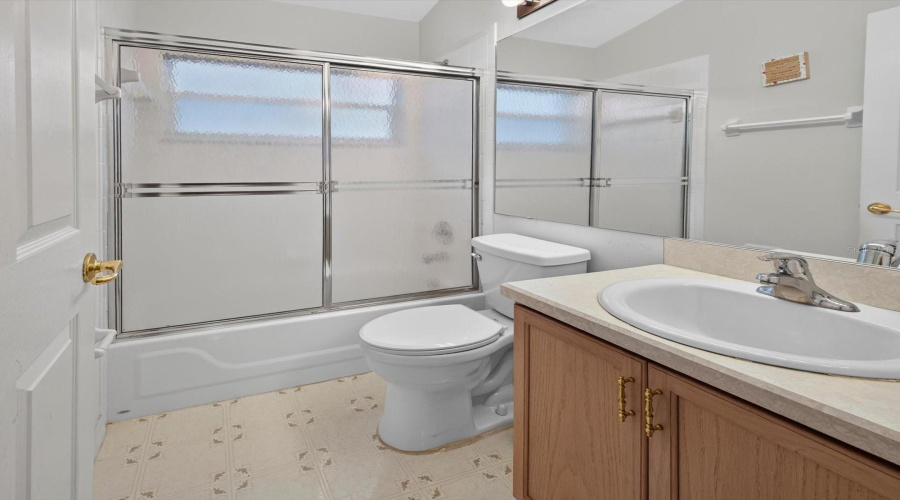 Kissimmee, Florida 34747, 4 Bedroom Bedrooms, ,3 Bathroombathrooms,Residential,For Sale,Spring Creek,0,Mfro6438647
