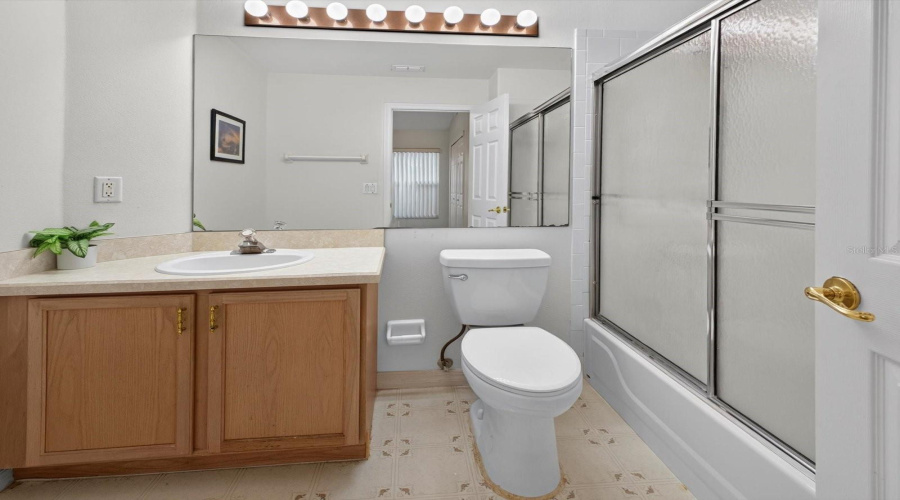 Kissimmee, Florida 34747, 4 Bedroom Bedrooms, ,3 Bathroombathrooms,Residential,For Sale,Spring Creek,0,Mfro6438647