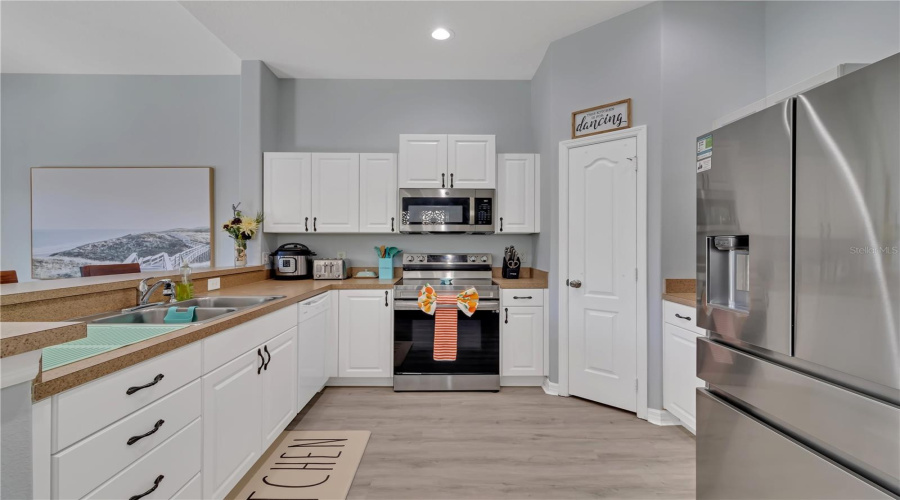 Davenport, Florida 33897, 4 Bedroom Bedrooms, ,3 Bathroombathrooms,Residential,For Sale,Tuscan Hills Blvd,0,Mfrs5156337