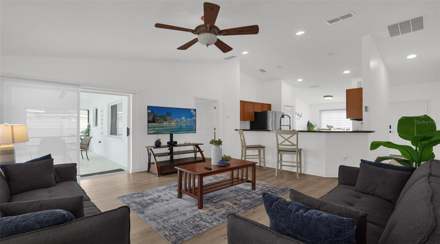 Davenport, Florida 33896, 4 Bedroom Bedrooms, ,2 Bathroombathrooms,Residential,For Sale,Paradise Woods,0,Mfrs5156782