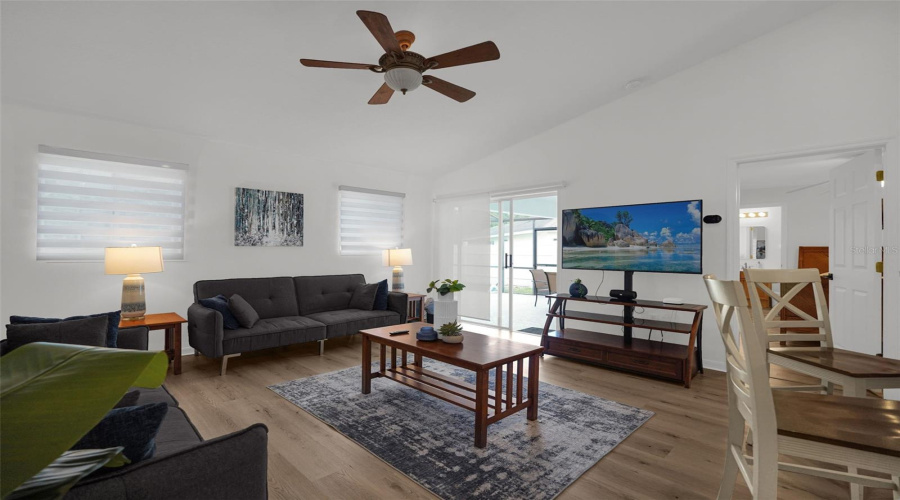 Davenport, Florida 33896, 4 Bedroom Bedrooms, ,2 Bathroombathrooms,Residential,For Sale,Paradise Woods,0,Mfrs5156782