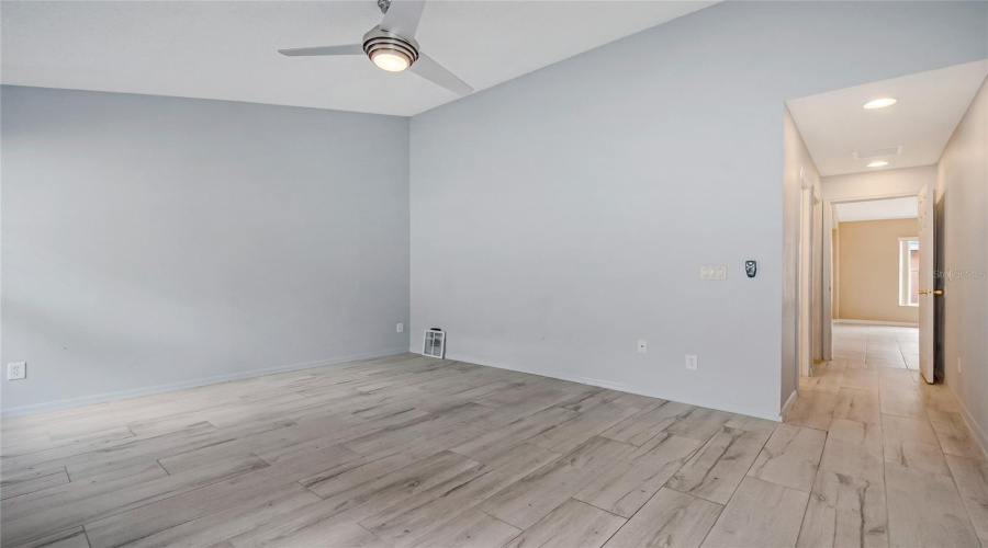 Davenport, Florida 33897, 4 Bedroom Bedrooms, ,2 Bathroombathrooms,Residential,For Sale,Brayton,0,Mfrs5156865