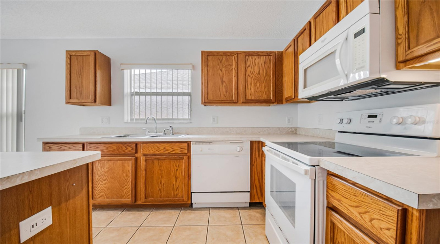 Davenport, Florida 33897, 4 Bedroom Bedrooms, ,2 Bathroombathrooms,Residential,For Sale,Brayton,0,Mfrs5156865