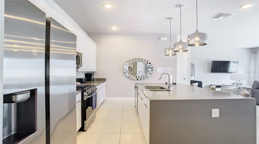 Kissimmee, Florida 34747, 3 Bedroom Bedrooms, ,3 Bathroombathrooms,Residential,For Sale,Sandy Ridge,0,Mfro6439345