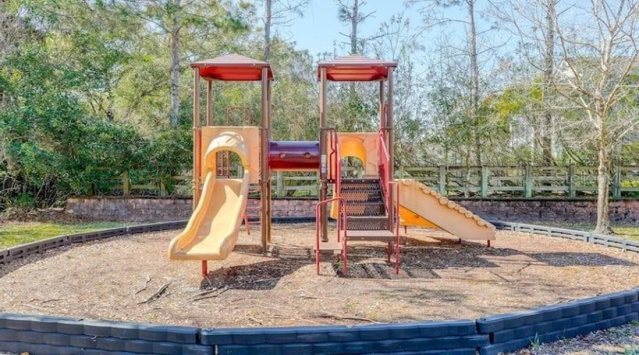 Davenport, Florida 33896, 3 Bedroom Bedrooms, ,2 Bathroombathrooms,Residential,For Sale,Tuscan,0,Mfrs5157021