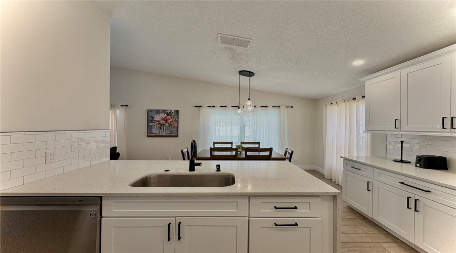Davenport, Florida 33897, 4 Bedroom Bedrooms, ,2 Bathroombathrooms,Residential,For Sale,Castlemain,0,Mfro6409168