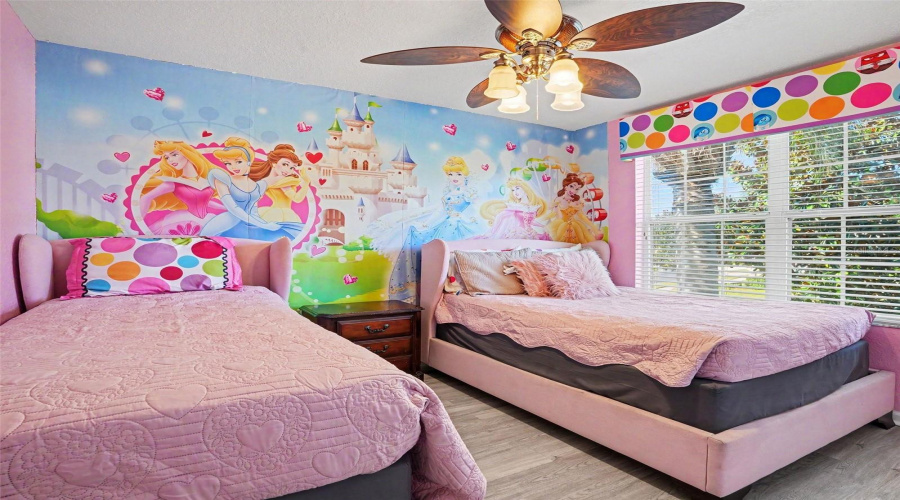 Kissimmee, Florida 34747, 6 Bedroom Bedrooms, ,4 Bathroombathrooms,Residential,For Sale,Manesty,0,Mfro6437997