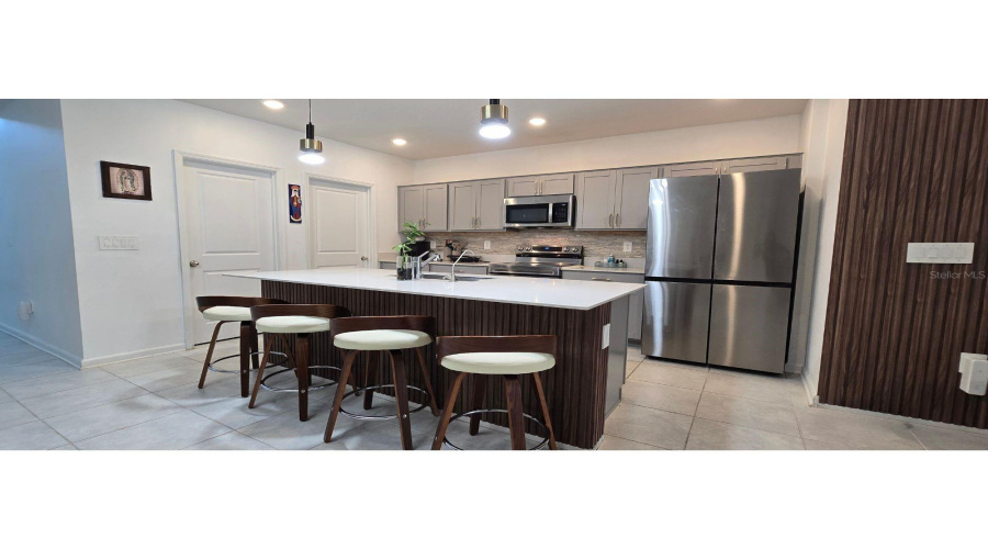 Davenport, Florida 33837, 5 Bedroom Bedrooms, ,2 Bathroombathrooms,Residential,For Sale,Gentle Rain,0,Mfrs5156123