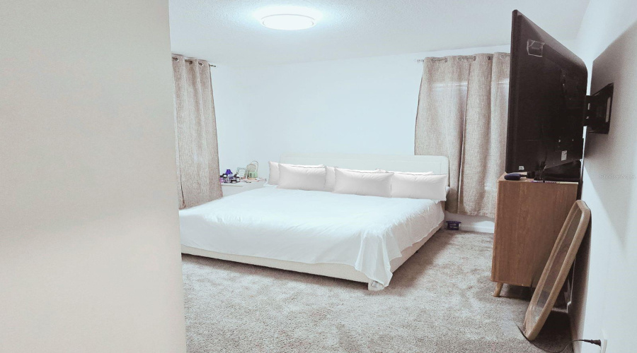 Davenport, Florida 33837, 5 Bedroom Bedrooms, ,2 Bathroombathrooms,Residential,For Sale,Gentle Rain,0,Mfrs5156123