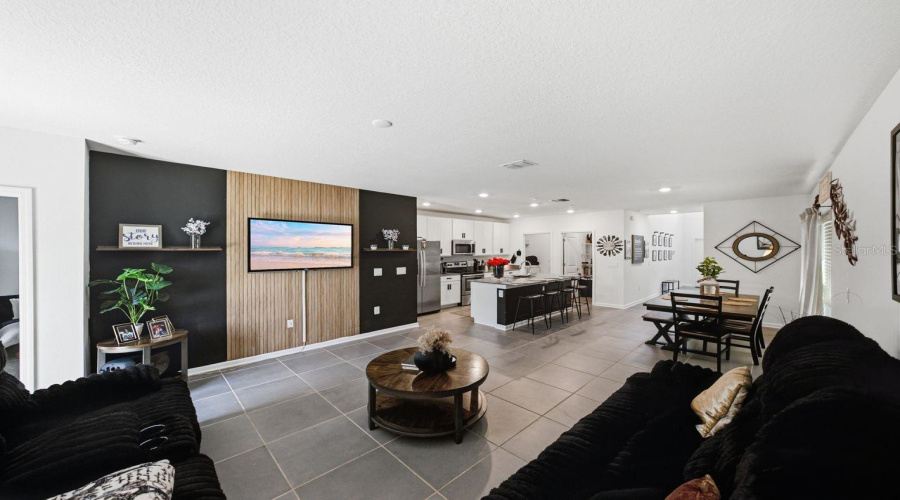 Davenport, Florida 33837, 5 Bedroom Bedrooms, ,2 Bathroombathrooms,Residential,For Sale,Jackson,0,Mfro6439732