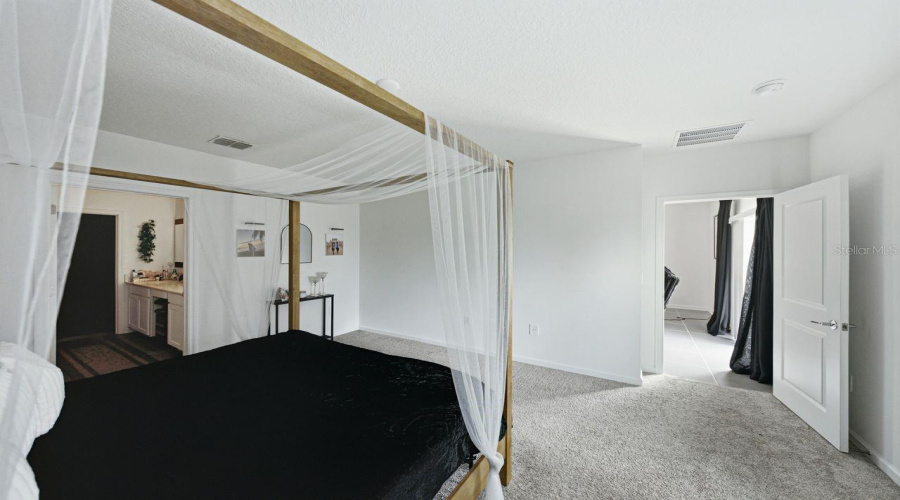 Davenport, Florida 33837, 5 Bedroom Bedrooms, ,2 Bathroombathrooms,Residential,For Sale,Jackson,0,Mfro6439732