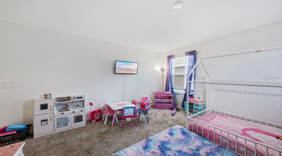 Davenport, Florida 33837, 5 Bedroom Bedrooms, ,2 Bathroombathrooms,Residential,For Sale,Jackson,0,Mfro6439732