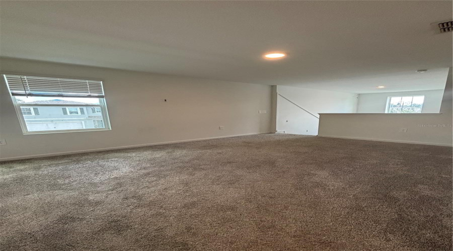 Davenport, Florida 33837, 5 Bedroom Bedrooms, ,2 Bathroombathrooms,Residential,For Sale,Jett,0,Mfrs5156302