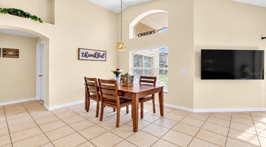 Davenport, Florida 33897, 4 Bedroom Bedrooms, ,3 Bathroombathrooms,Residential,For Sale,Saragossa Ave,0,Mfrg5117432