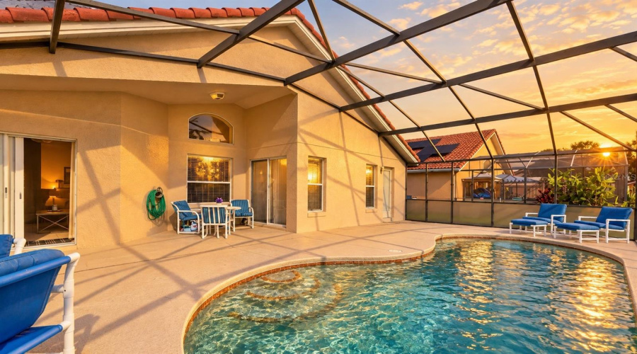 Davenport, Florida 33897, 4 Bedroom Bedrooms, ,3 Bathroombathrooms,Residential,For Sale,Saragossa Ave,0,Mfrg5117432