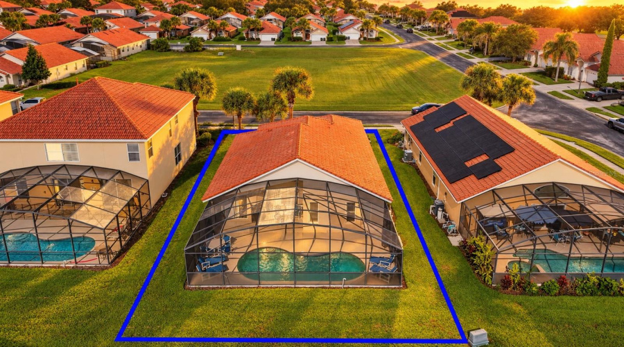 Davenport, Florida 33897, 4 Bedroom Bedrooms, ,3 Bathroombathrooms,Residential,For Sale,Saragossa Ave,0,Mfrg5117432