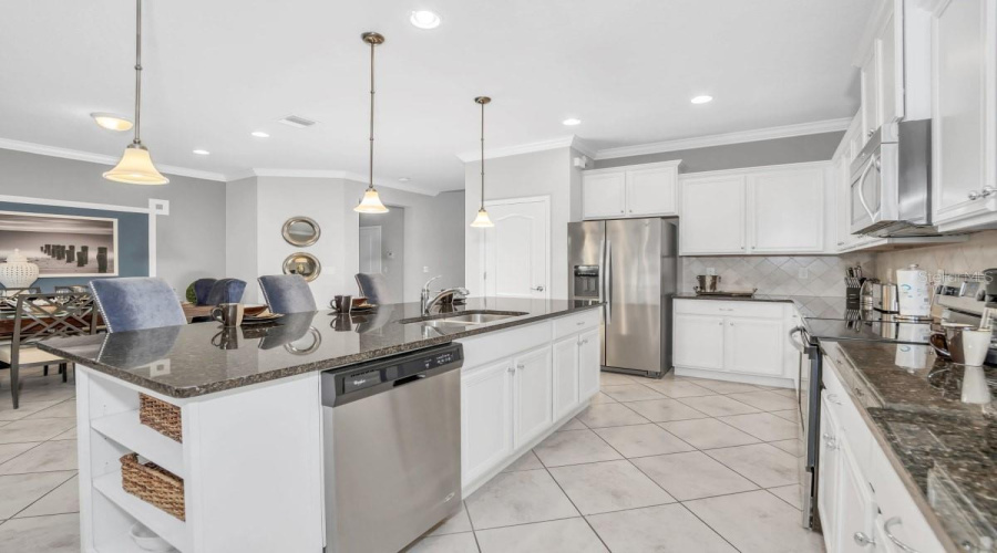 Kissimmee, Florida 34747, 8 Bedroom Bedrooms, ,6 Bathroombathrooms,Residential,For Sale,Malta,0,Mfro6437549