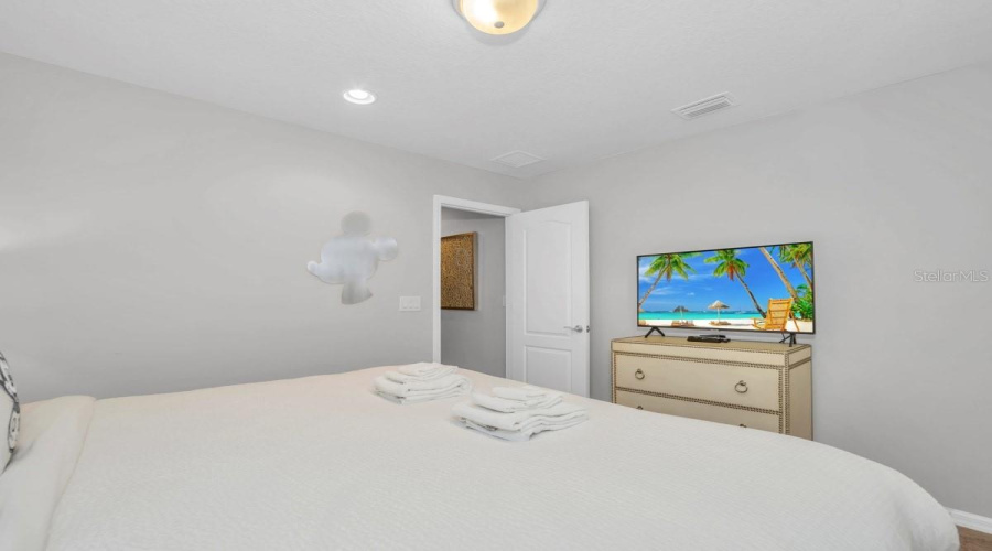 Kissimmee, Florida 34747, 8 Bedroom Bedrooms, ,6 Bathroombathrooms,Residential,For Sale,Malta,0,Mfro6437549