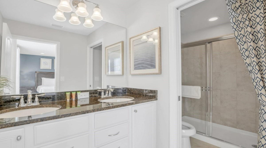 Kissimmee, Florida 34747, 8 Bedroom Bedrooms, ,6 Bathroombathrooms,Residential,For Sale,Malta,0,Mfro6437549