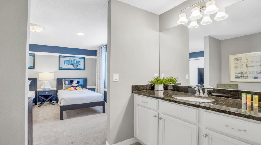 Kissimmee, Florida 34747, 8 Bedroom Bedrooms, ,6 Bathroombathrooms,Residential,For Sale,Malta,0,Mfro6437549