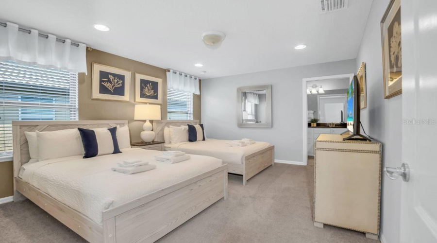 Kissimmee, Florida 34747, 8 Bedroom Bedrooms, ,6 Bathroombathrooms,Residential,For Sale,Malta,0,Mfro6437549