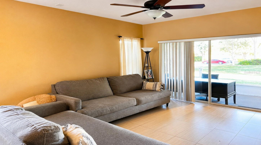 Davenport, Florida 33897, 2 Bedroom Bedrooms, ,2 Bathroombathrooms,Residential,For Sale,Weymouth,0,Mfrs5154571
