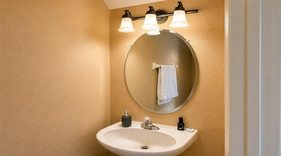Davenport, Florida 33897, 2 Bedroom Bedrooms, ,2 Bathroombathrooms,Residential,For Sale,Weymouth,0,Mfrs5154571