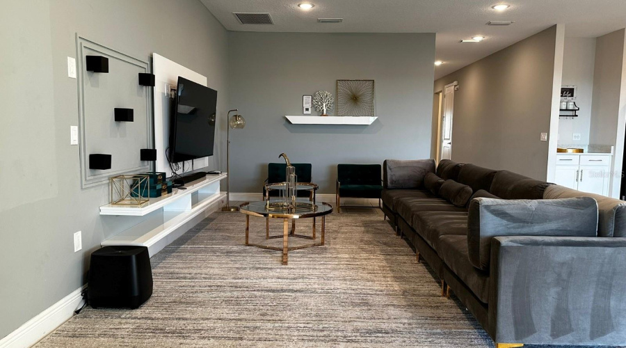 Kissimmee, Florida 34747, 12 Bedroom Bedrooms, ,12 Bathroombathrooms,Residential,For Sale,Southfield,0,Mfro6433336