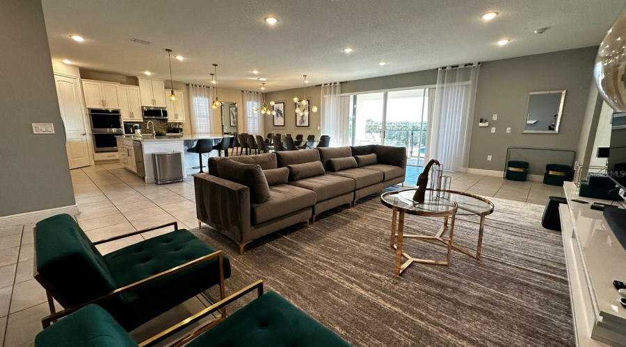 Kissimmee, Florida 34747, 12 Bedroom Bedrooms, ,12 Bathroombathrooms,Residential,For Sale,Southfield,0,Mfro6433336