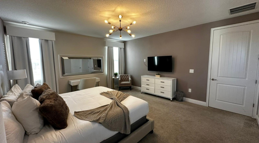 Kissimmee, Florida 34747, 12 Bedroom Bedrooms, ,12 Bathroombathrooms,Residential,For Sale,Southfield,0,Mfro6433336