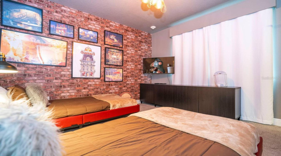 Kissimmee, Florida 34747, 12 Bedroom Bedrooms, ,12 Bathroombathrooms,Residential,For Sale,Southfield,0,Mfro6433336