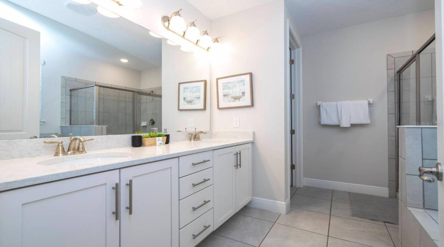 Kissimmee, Florida 34747, 12 Bedroom Bedrooms, ,12 Bathroombathrooms,Residential,For Sale,Southfield,0,Mfro6433336