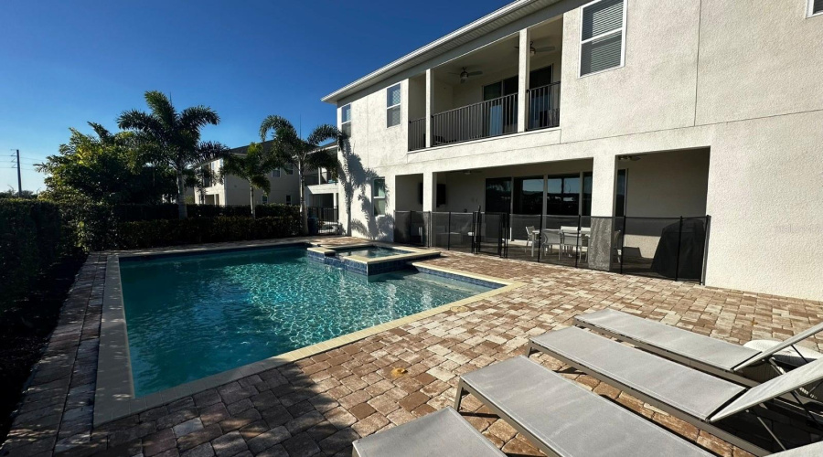 Kissimmee, Florida 34747, 12 Bedroom Bedrooms, ,12 Bathroombathrooms,Residential,For Sale,Southfield,0,Mfro6433336
